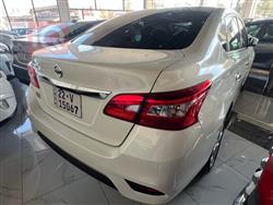 نيسان سيلفي